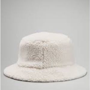 Lululemon Athletica Textured Fleece Bucket Hat M/L NWT